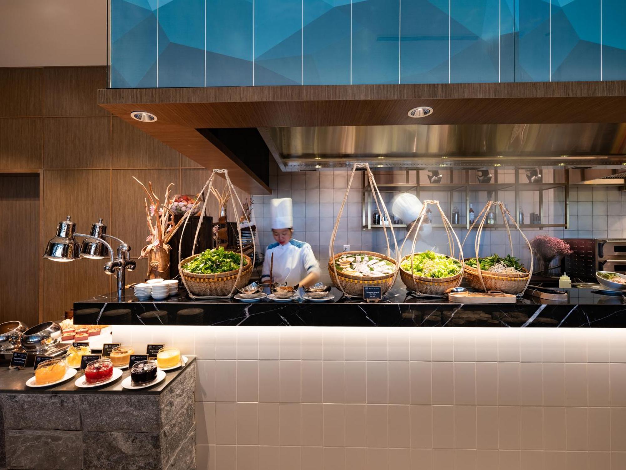Crowne Plaza Danang City Centre By Ihg Exterior photo